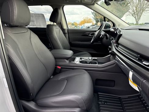 New 2026 Kia Carnival SX Prestige image 11