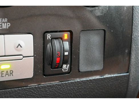 Used 2012 Toyota Sequoia Platinum image 56