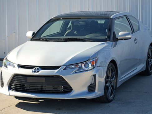 Used 2014 Scion tC 10 Series image 34