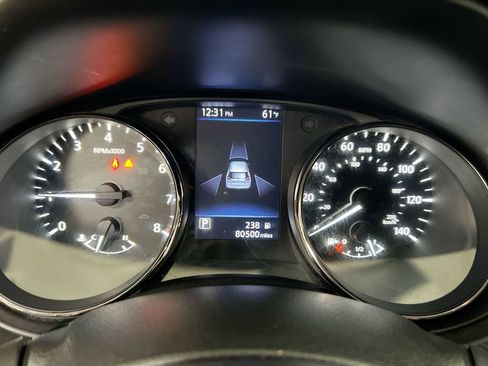 Used 2020 Nissan Rogue SV image 12