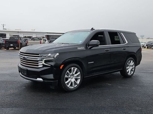 Used 2024 Chevrolet Tahoe High Country RWD image 13