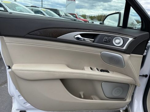 Used 2019 Lincoln MKZ Reserve w/ Luxury Package AWD/4WD image 26