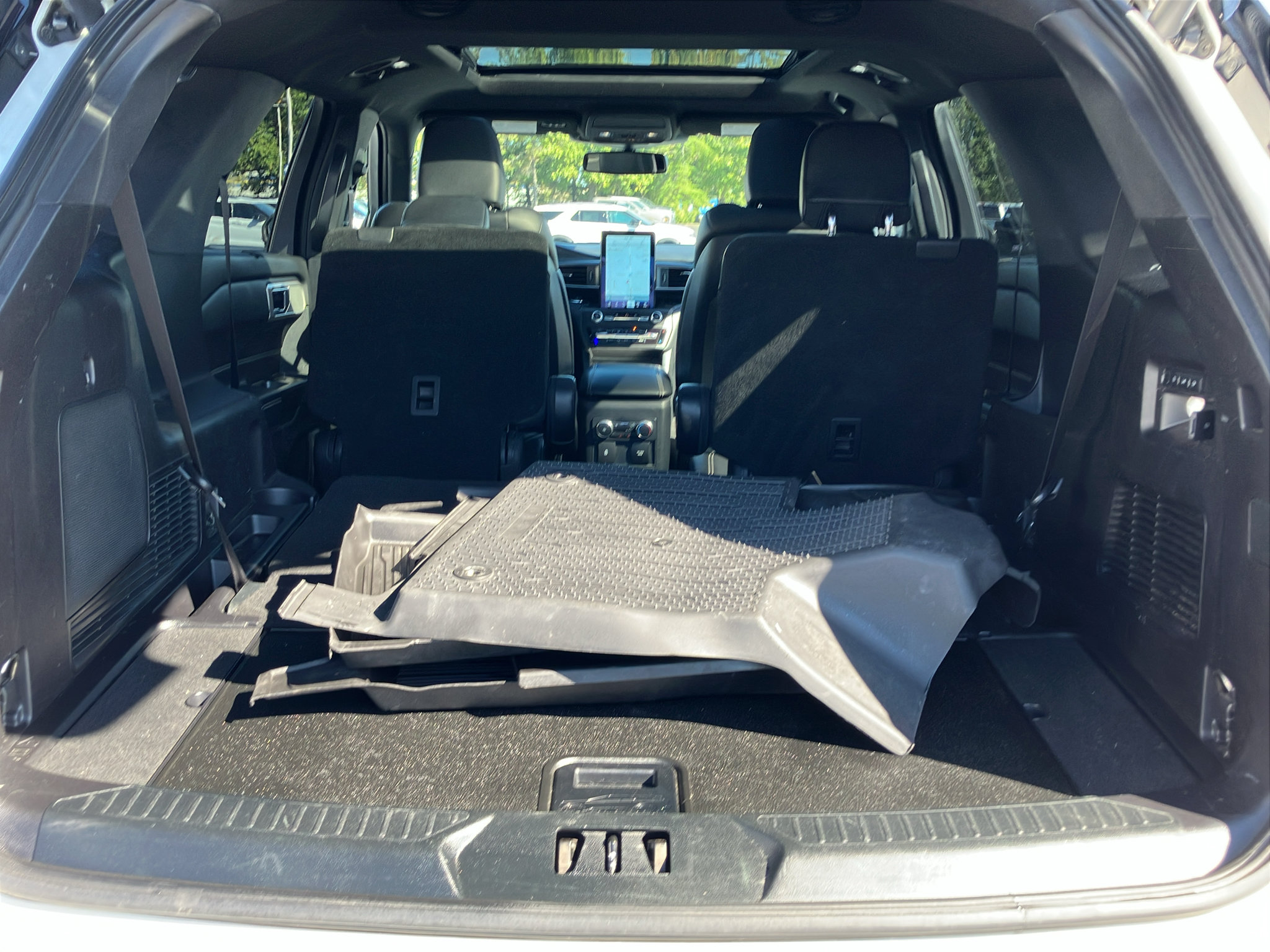 Used 2020 Ford Explorer ST w/ Premium Technology Package AWD/4WD image 36