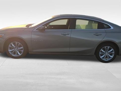 Certified 2024 Chevrolet Malibu LT FWD image 5
