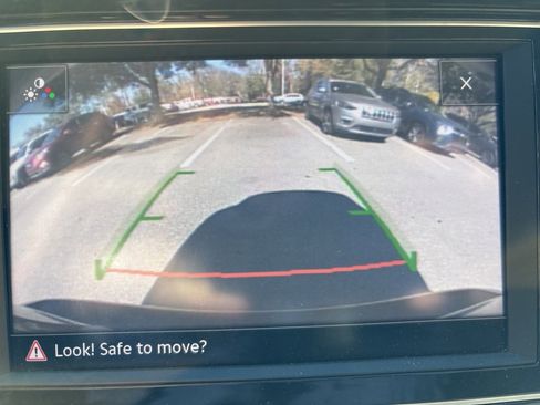 Used 2023 Volkswagen Taos S image 14