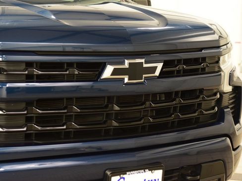 Used 2022 Chevrolet Silverado 1500 RST AWD/4WD image 11