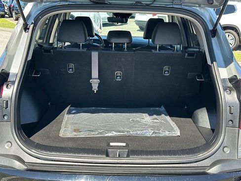 Used 2025 Kia Seltos S FWD image 18