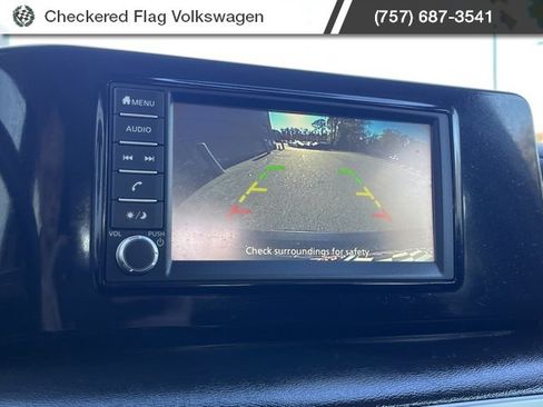 Used 2025 Nissan Kicks S image 36