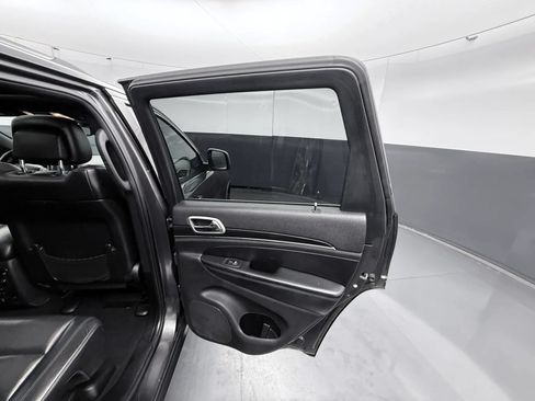 Used 2019 Jeep Grand Cherokee Limited w/ Luxury Group II AWD/4WD image 21