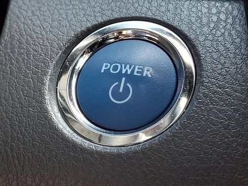 Used 2023 Toyota Camry SE FWD image 23