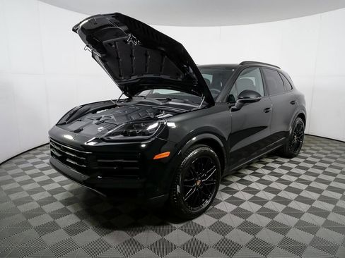 New 2026 Porsche Cayenne AWD/4WD image 35