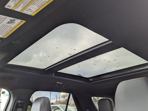 Certified 2025 Ford Explorer ST w/ Sun And Sound Package image 21