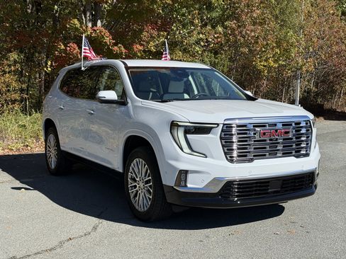 New 2026 GMC Acadia Denali w/ Super Cruise Package image 3