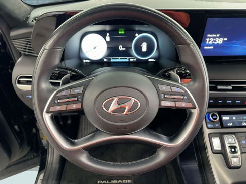 Used 2024 Hyundai Palisade Calligraphy image 18