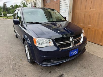 Used 2016 Dodge Grand Caravan SXT w/ Rear Park Assist Package