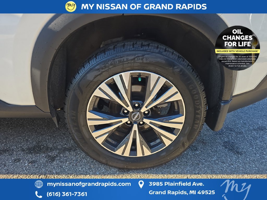 Certified 2023 Nissan Rogue SV AWD/4WD image 32