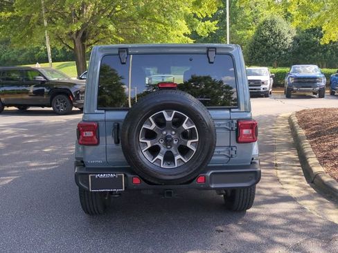 Certified 2024 Jeep Wrangler Unlimited Sahara w/ Safety Group AWD/4WD image 4