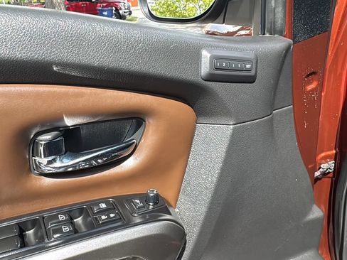 Used 2017 Nissan Titan Platinum Reserve AWD/4WD image 24