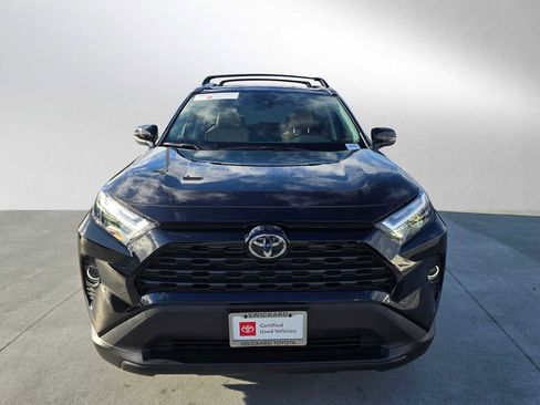 Used 2025 Toyota RAV4 XLE image 8
