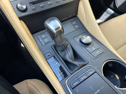 Used 2019 Lexus RC 350 w/ Premium Package RWD image 5