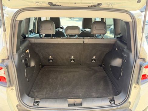 Used 2023 Jeep Renegade Limited AWD/4WD image 30