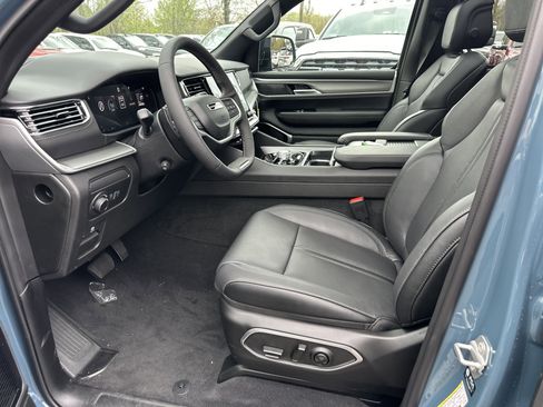 New 2026 Jeep Grand Wagoneer Limited AWD/4WD image 27