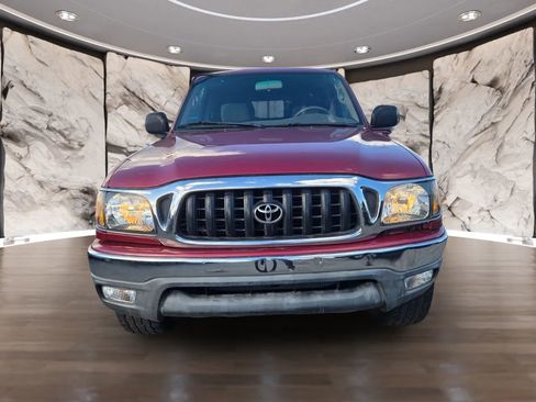 Used 2002 Toyota Tacoma PreRunner RWD image 2