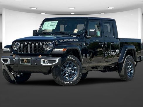 New 2026 Jeep Gladiator Sport AWD/4WD image 2