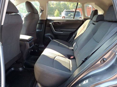 Used 2020 Toyota RAV4 LE w/ All Weather Liner Package AWD/4WD image 10