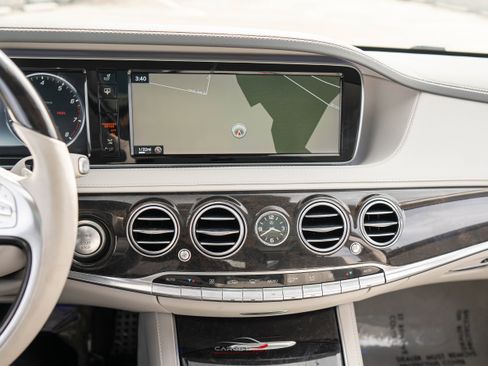 Used 2015 Mercedes-Benz S 550 Sedan image 31