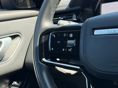 Certified 2026 Land Rover Range Rover Velar Dynamic SE AWD/4WD image 17