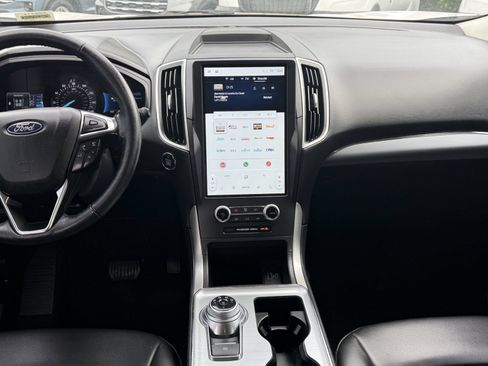 Used 2022 Ford Edge SEL AWD/4WD image 15