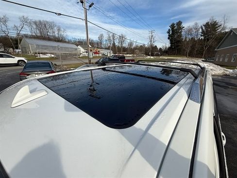 Used 2020 Lincoln Navigator Reserve w/ Luxury Package image 32