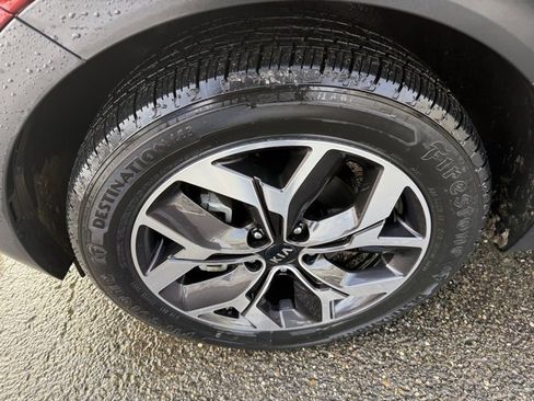 Used 2020 Kia Sportage EX w/ Option Group 15 image 16
