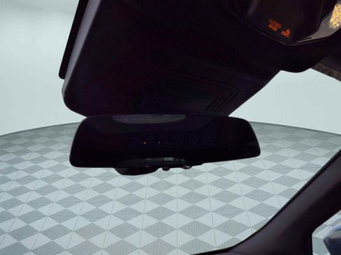 Used 2025 BMW iX xDrive50 w/ Premium Package image 15