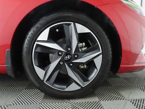 Used 2023 Hyundai Elantra SEL w/ Convenience Package image 34
