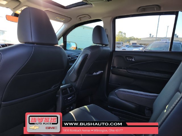Used 2021 Honda Pilot Touring image 14