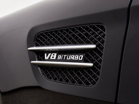 Used 2019 Mercedes-Benz AMG GT image 13