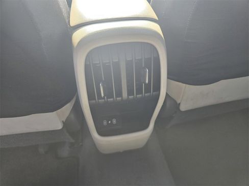 Used 2024 Hyundai Kona SEL w/ Convenience Package image 13