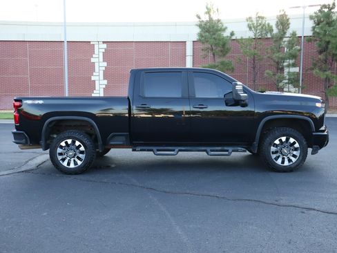 Used 2024 Chevrolet Silverado 2500 Custom w/ Custom Convenience Package AWD/4WD image 32