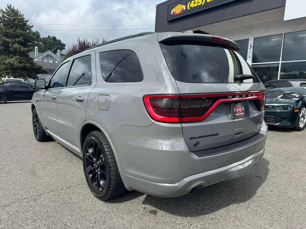 Used 2020 Dodge Durango R/T w/ Technology Group AWD/4WD image 10