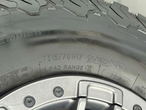 Used 2019 Ford F150 Raptor w/ Equipment Group 802A Luxury image 49