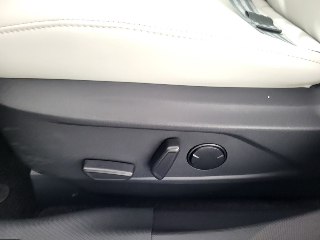 Used 2023 Ford Mustang Mach-E Premium AWD/4WD image 13
