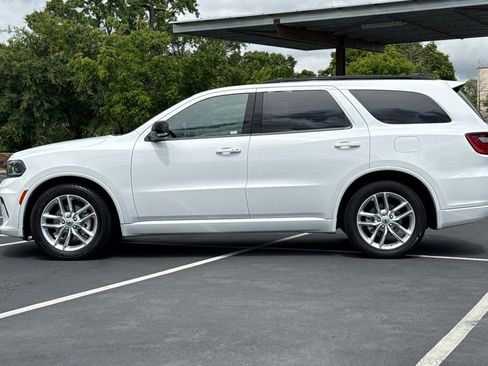 Used 2024 Dodge Durango GT RWD image 14