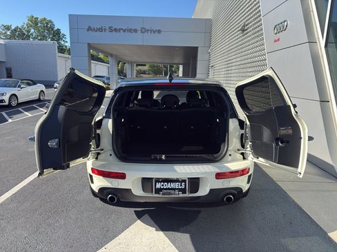 Used 2017 MINI Cooper Clubman S FWD image 11