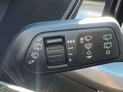 Used 2023 Ford Escape Platinum w/ Premium Technology Package image 24