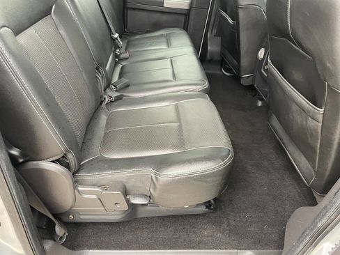 Used 2015 Ford F250 Lariat w/ Chrome Package image 28