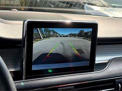 Used 2022 Lincoln Corsair Standard w/ Equipment Group 101A image 22