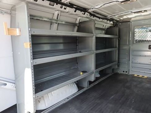 Used 2022 GMC Savana 2500 w/ Chrome Appearance Package RWD image 46