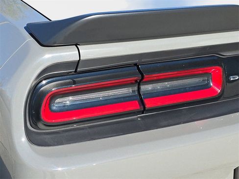 Used 2019 Dodge Challenger SXT w/ Blacktop Package image 37